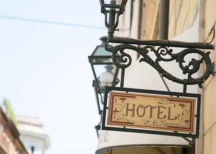 Trastevere 3* Rome